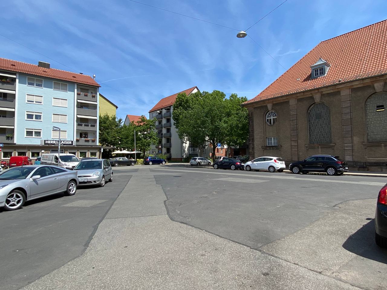 Weniger Asphalt – mehr Grün