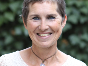 Caroline Peters
