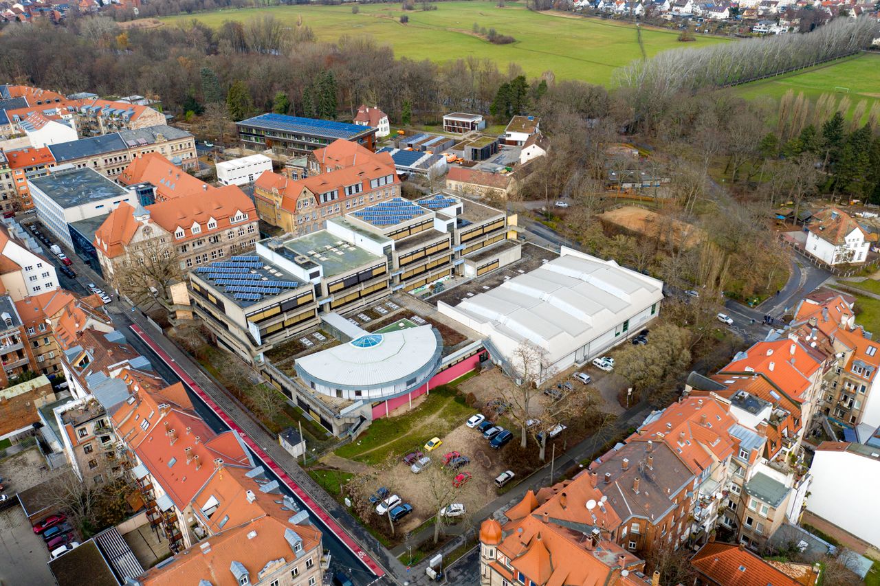Helene-Lange-Gymnasium Fürth Helene-Lange-Gymnasium Fürth